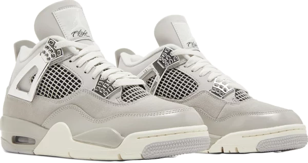 Nike Air Jordan 4 Retro Frozen Moments